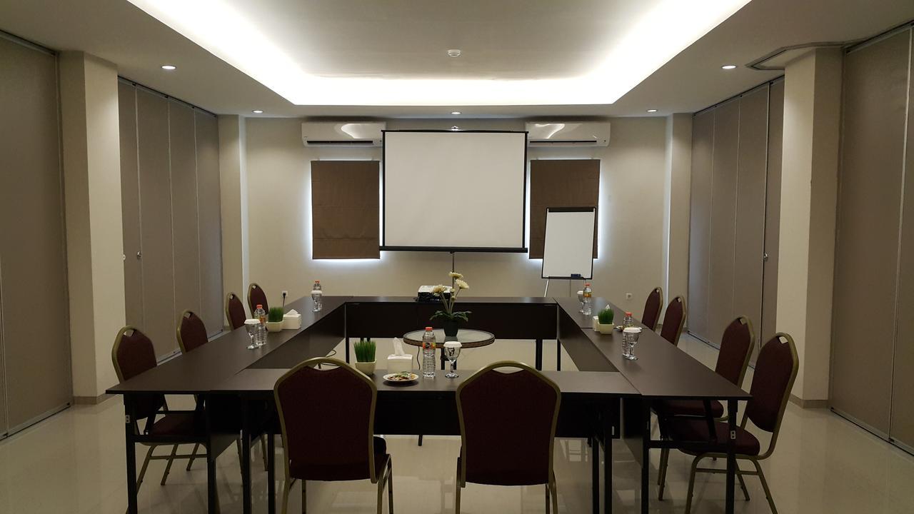 Biz Hotel City Center Ambon Eksteriør bilde