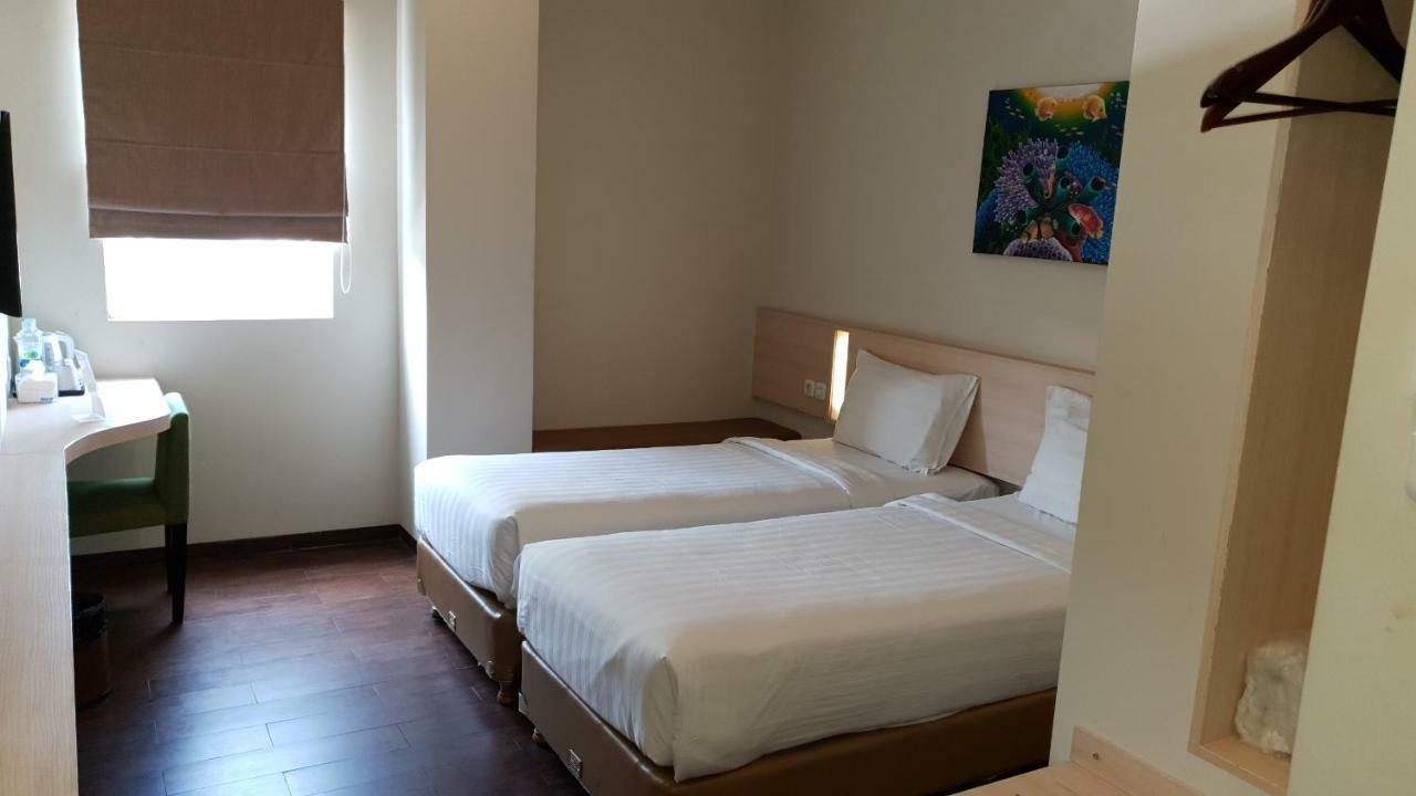 Biz Hotel City Center Ambon Eksteriør bilde
